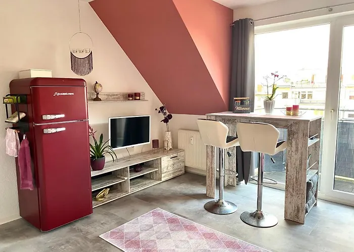 Cottbus-Apartments - Red Apartment I Privat I Wifi I Kueche I Balkon