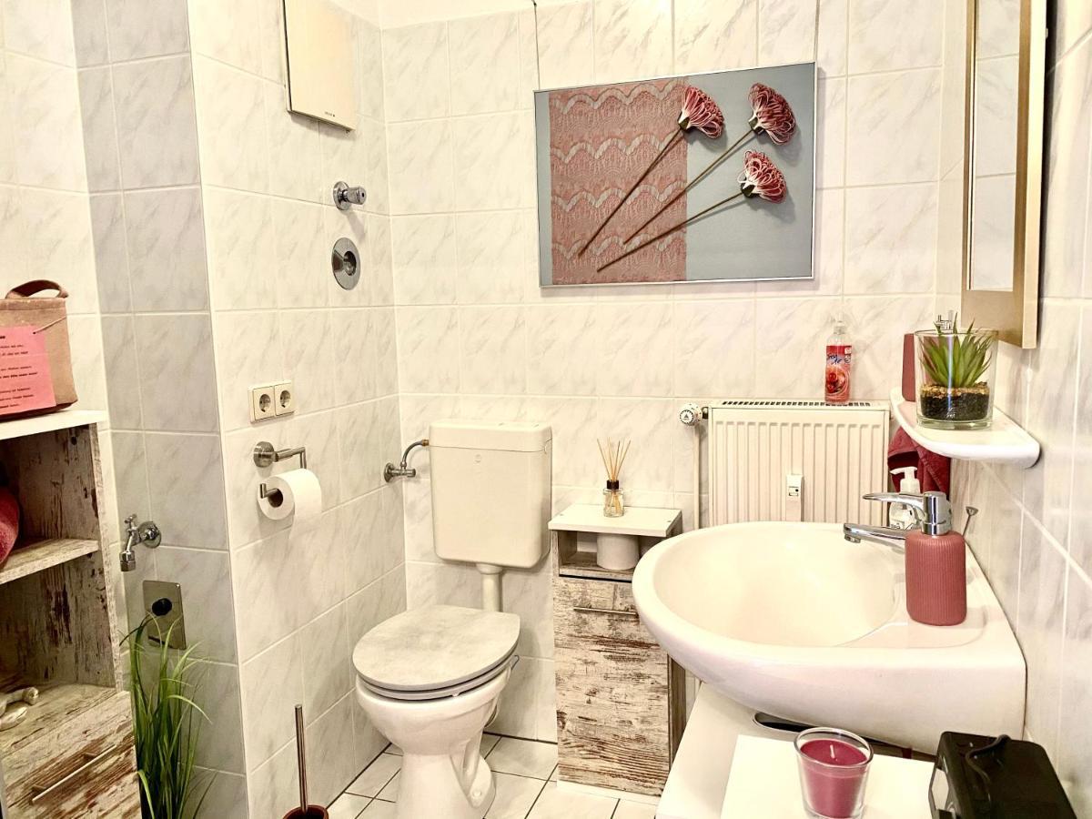 Cottbus-apartments - Red I Privat I Wifi I Kueche I Balkon Cottbus