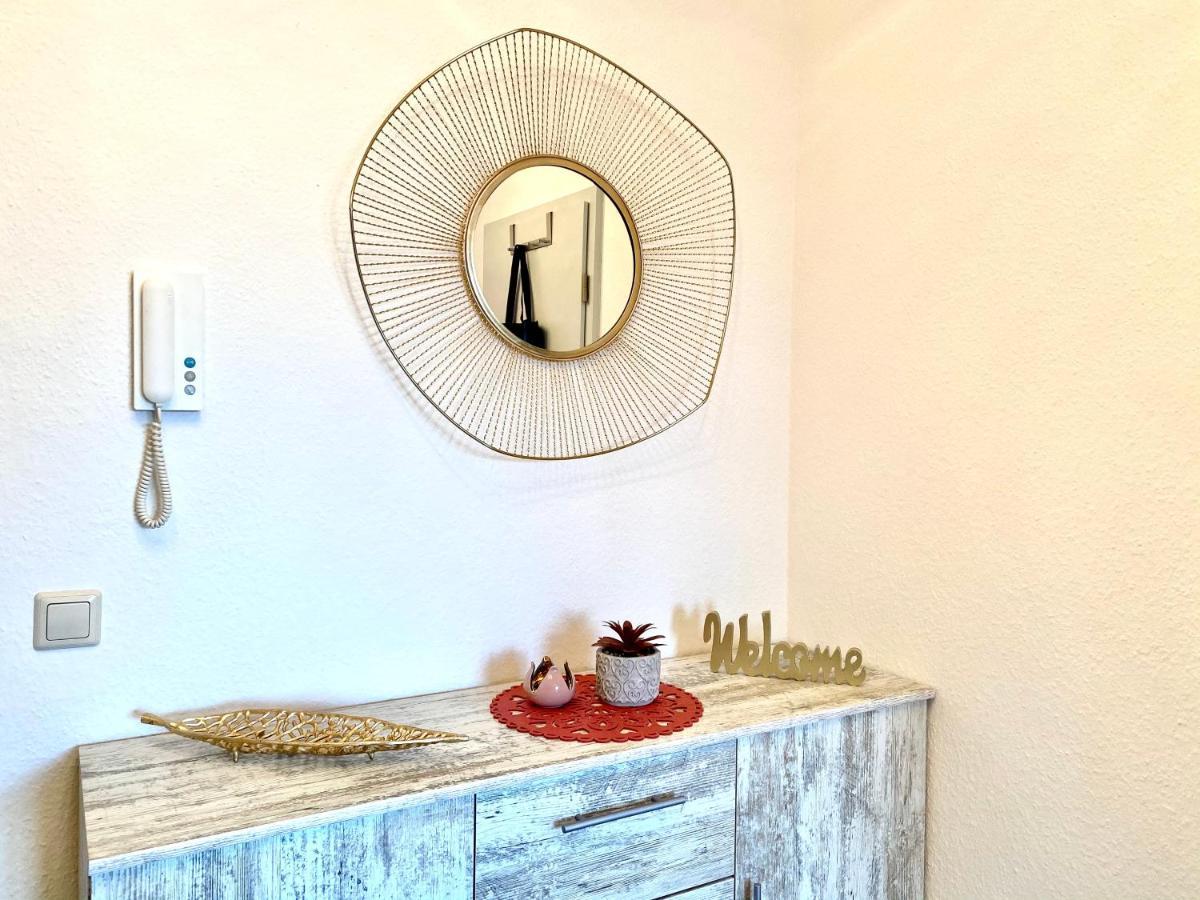 Cottbus-apartments - Red I Privat I Wifi I Kueche I Balkon Cottbus